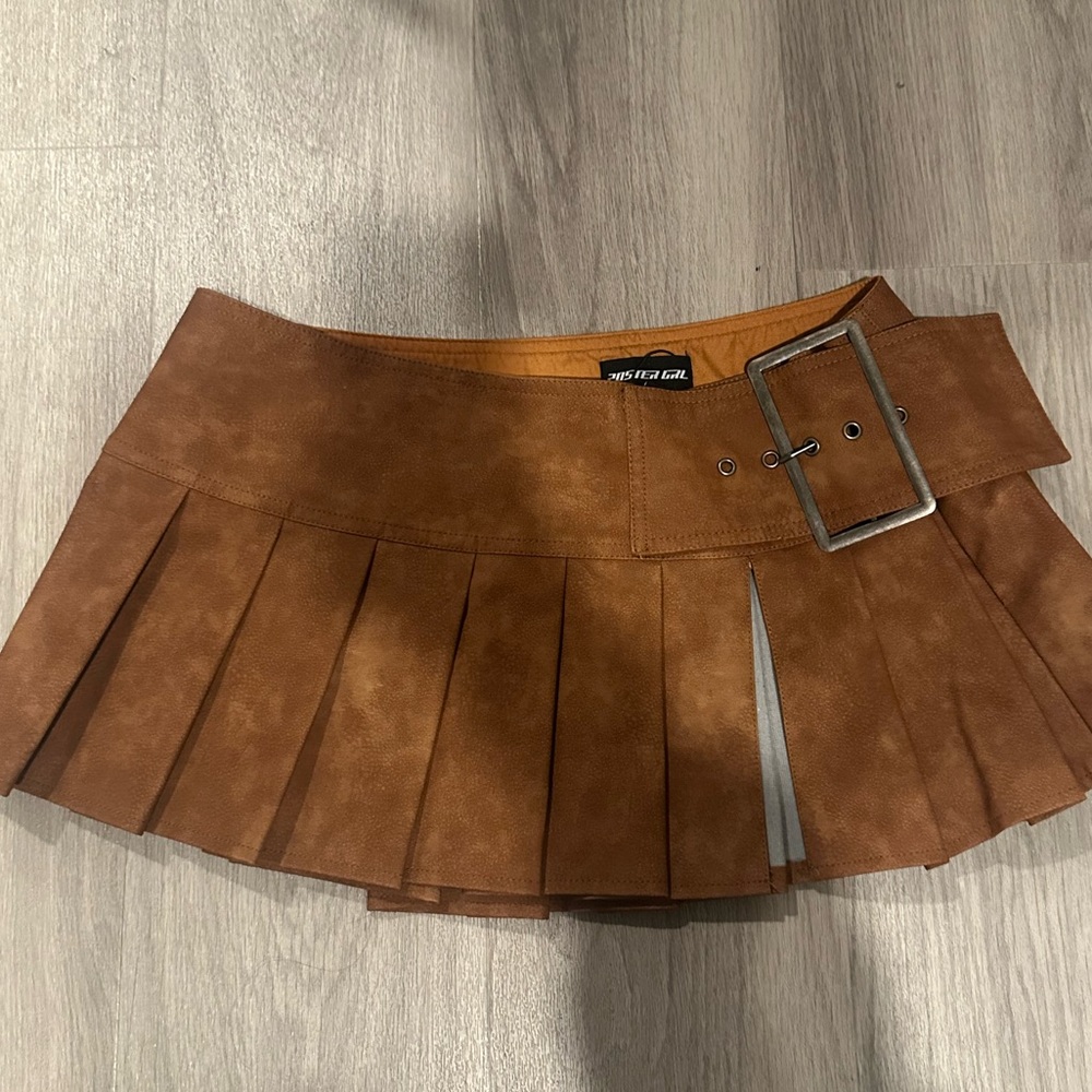 POSTER GIRL Viral Takeover Mini Skirt